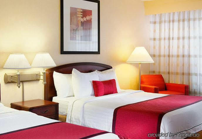 Courtyard By Marriott Houston Northwest Hotel Exterior foto